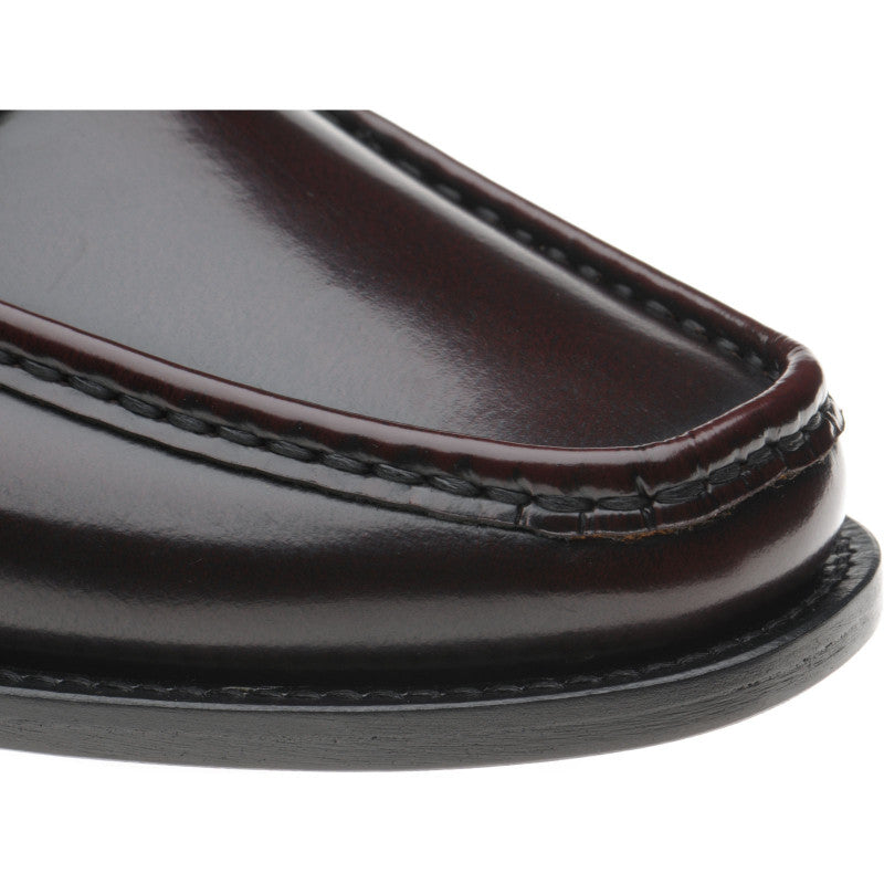 Product image for Herring Lucca II in burgundy polished