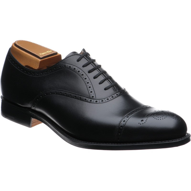 Church Toronto mens semi-brogues in black calf – Herring Shoes