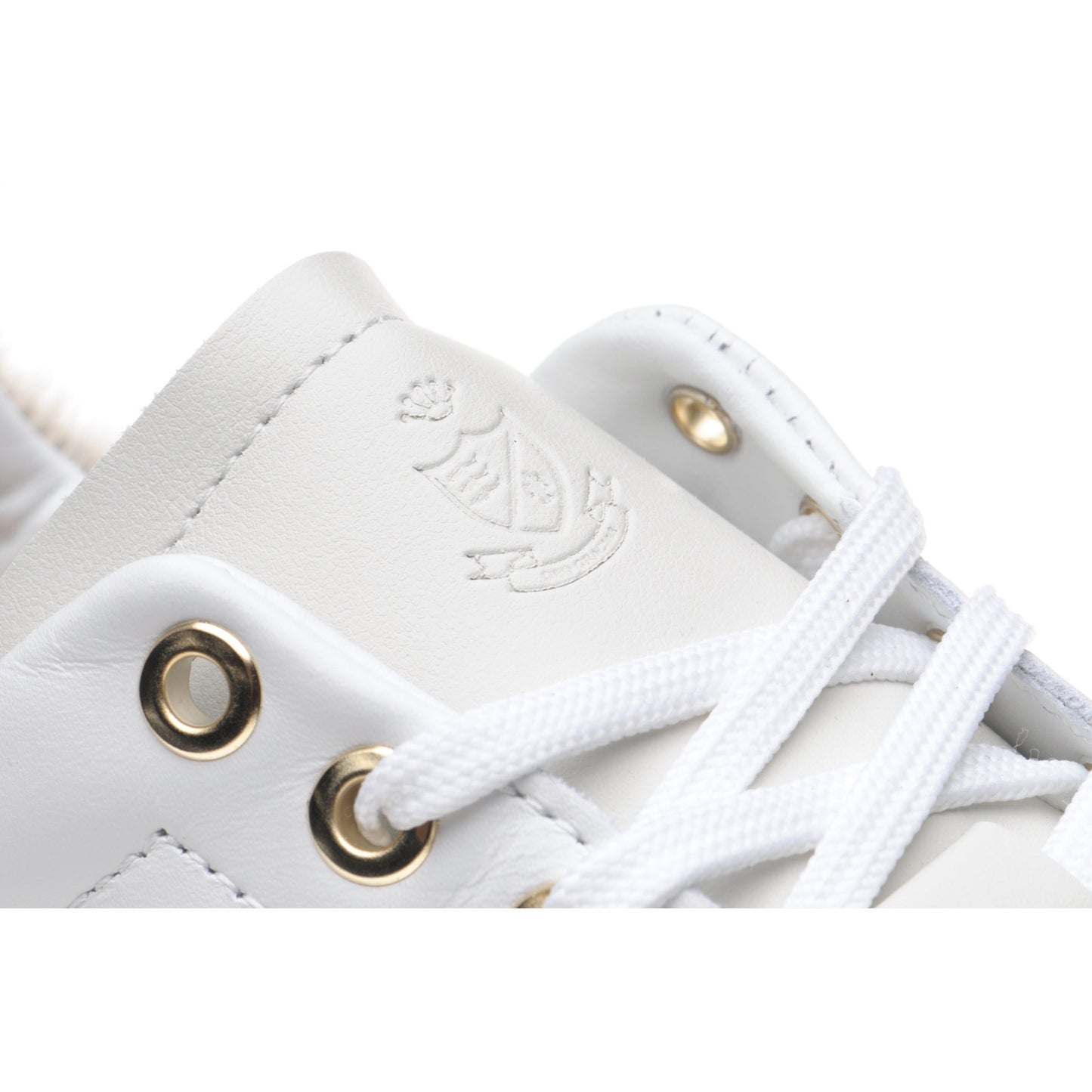 Product image for Herring Athena ladies trainers in white