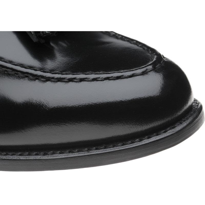 Product image for Herring Barcelona mens tasselled loafers in black rois