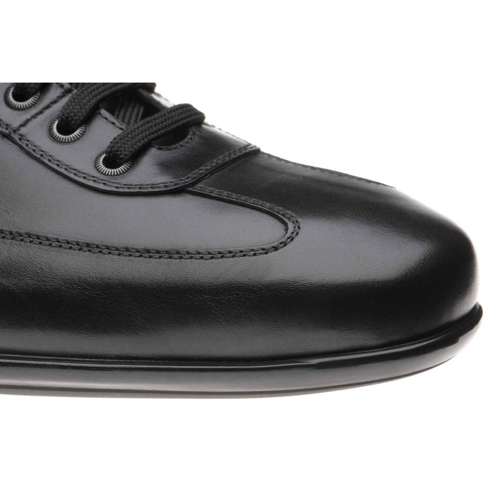 Product image for Herring Cosford mens rubber-soled trainers in black calf