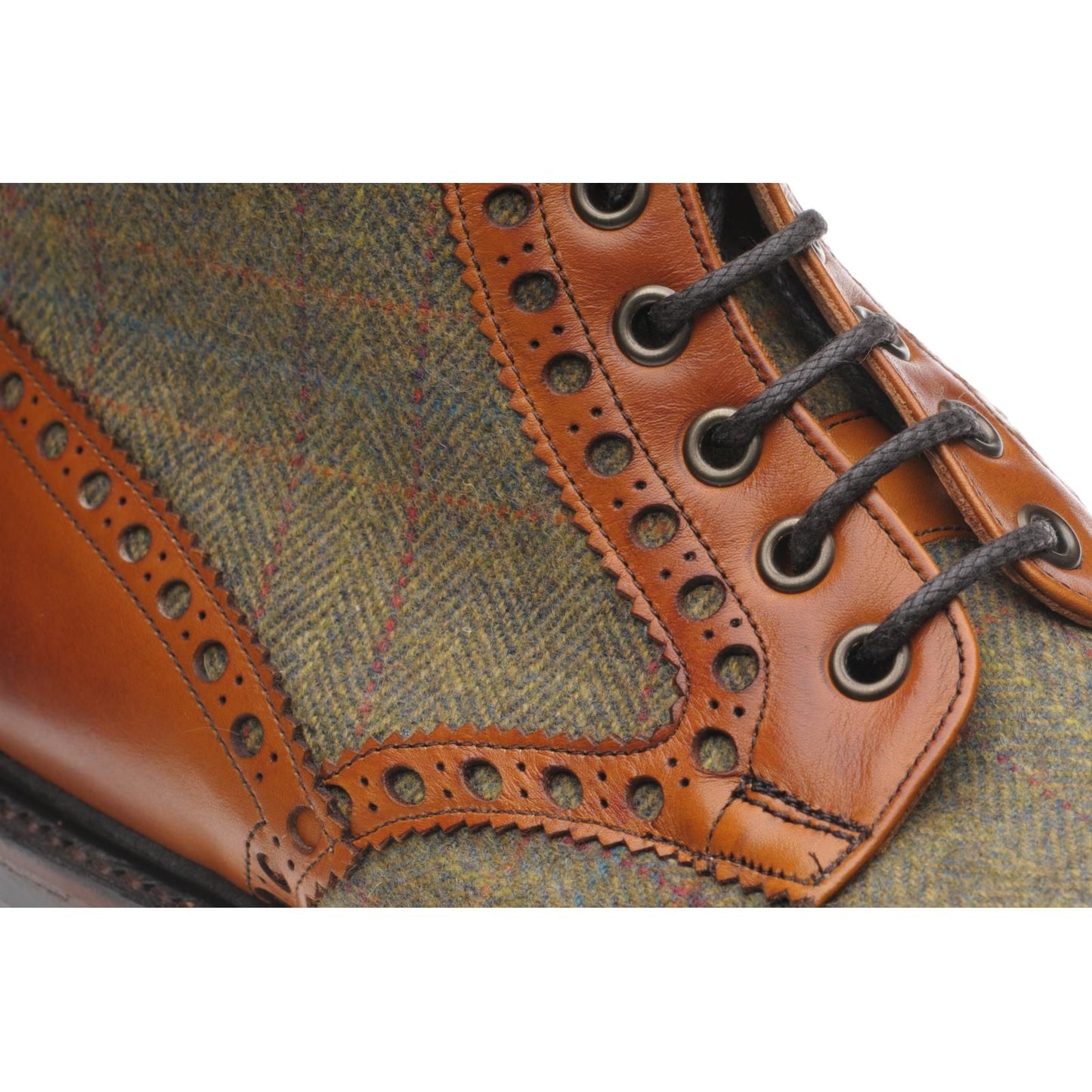 Product image for Herring Exmoor in moorland green tweed and chestnut calf
