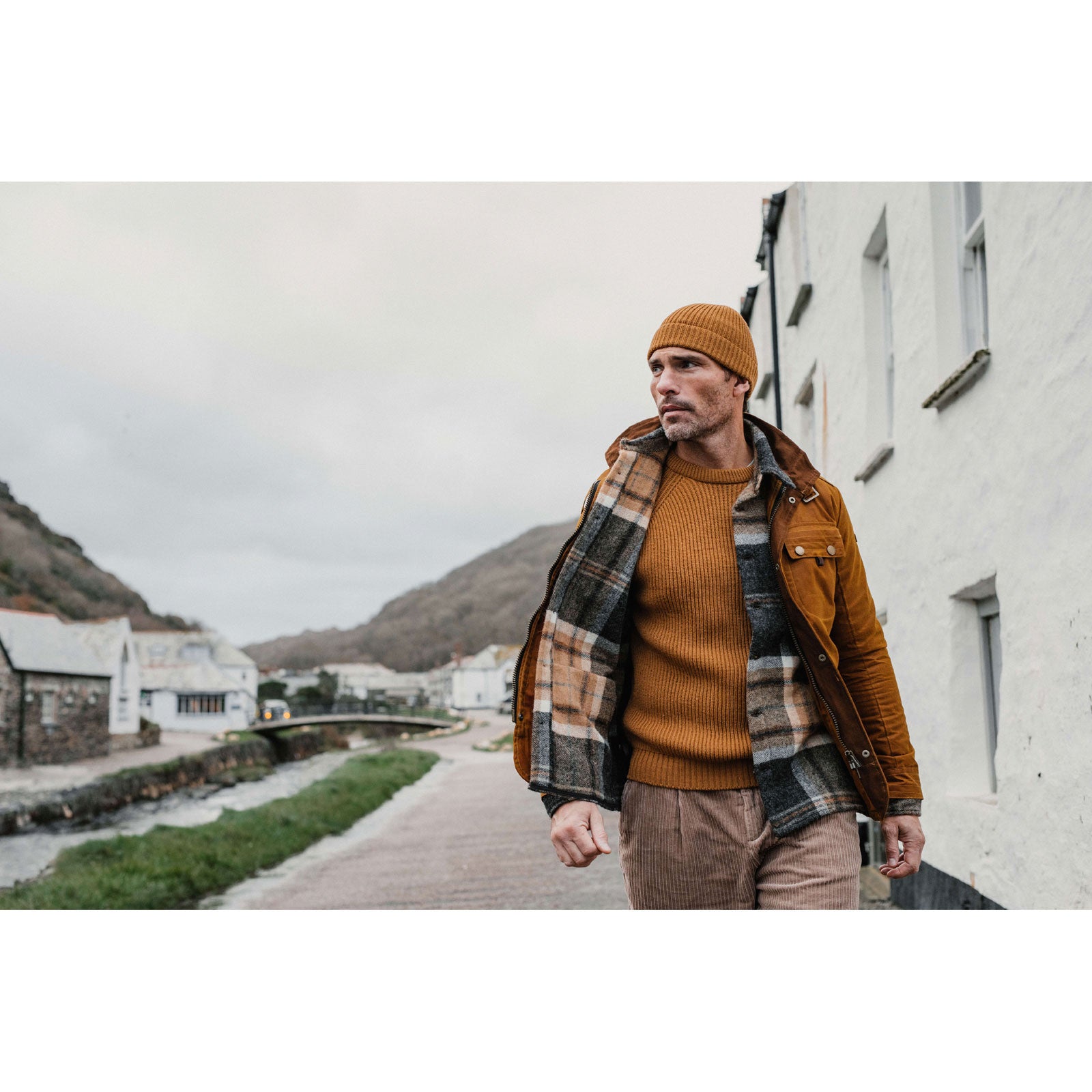 Product image for Herring Ford Crew Jumper by Peregrine in wheat