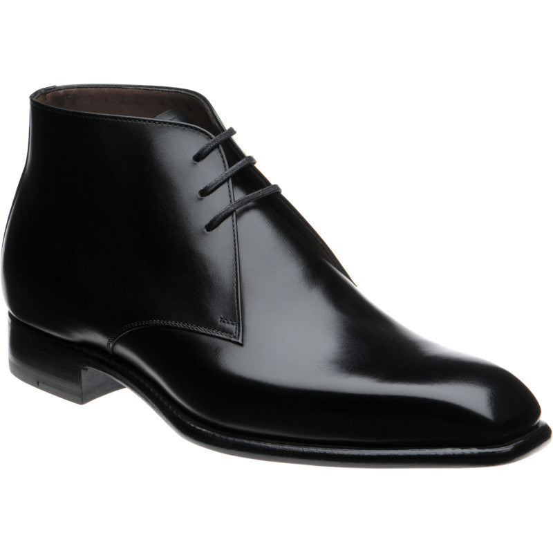 Product image for Herring Milner mens Chukka boots in black calf