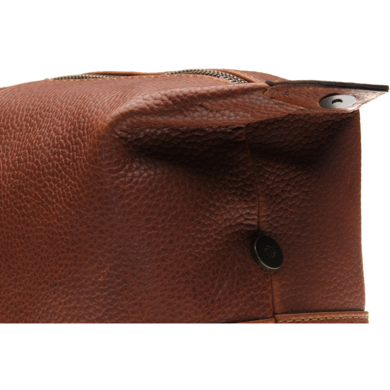 Product image for Herring Mornington Washbag in chestnut calf