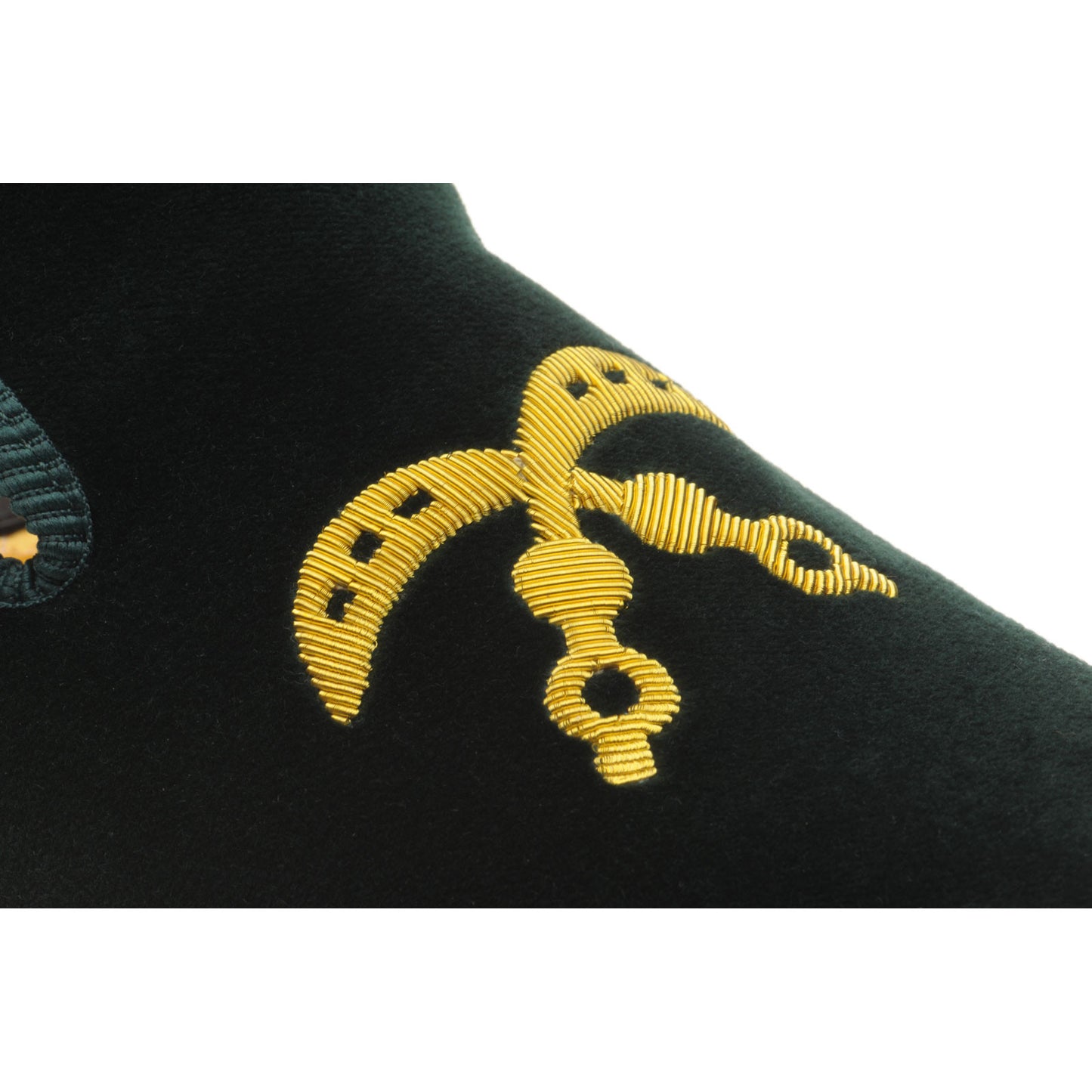 Product image for Herring Ohene mens house shoes in green velvet