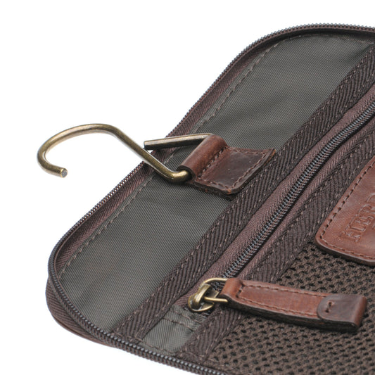 Product image for Herring Spruce Washbag in mahogany grain