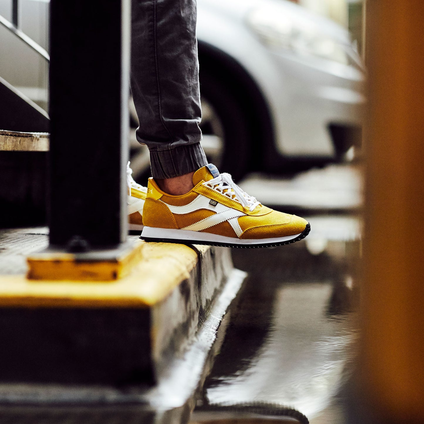 Product image for Herring Voyager Trainer mens rubber-soled trainers in mustard suede and white calf