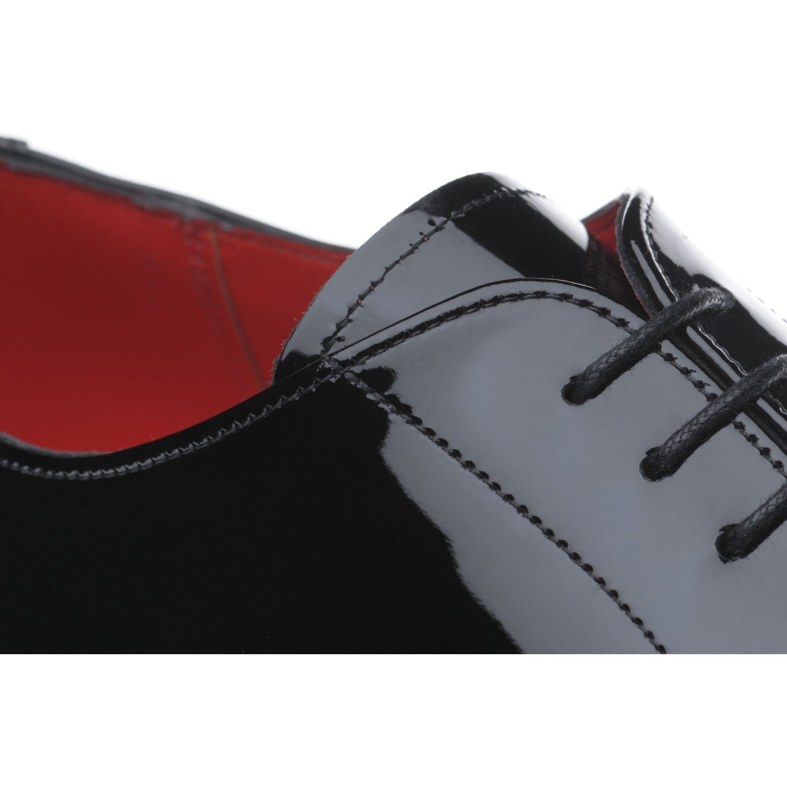Product image for Herring Waltz II mens Oxfords in black patent