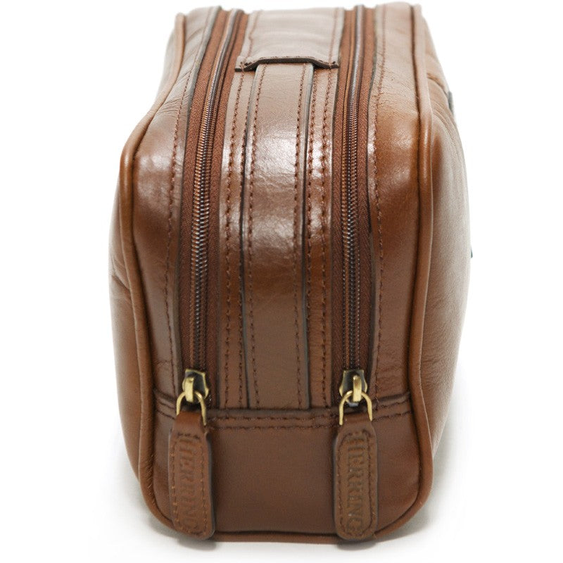 Product image for Herring Washbourne (Washbag) in chestnut