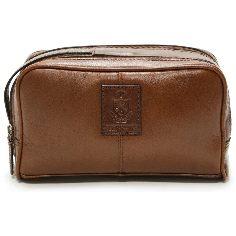 Product image for Herring Washbourne (Washbag) in chestnut