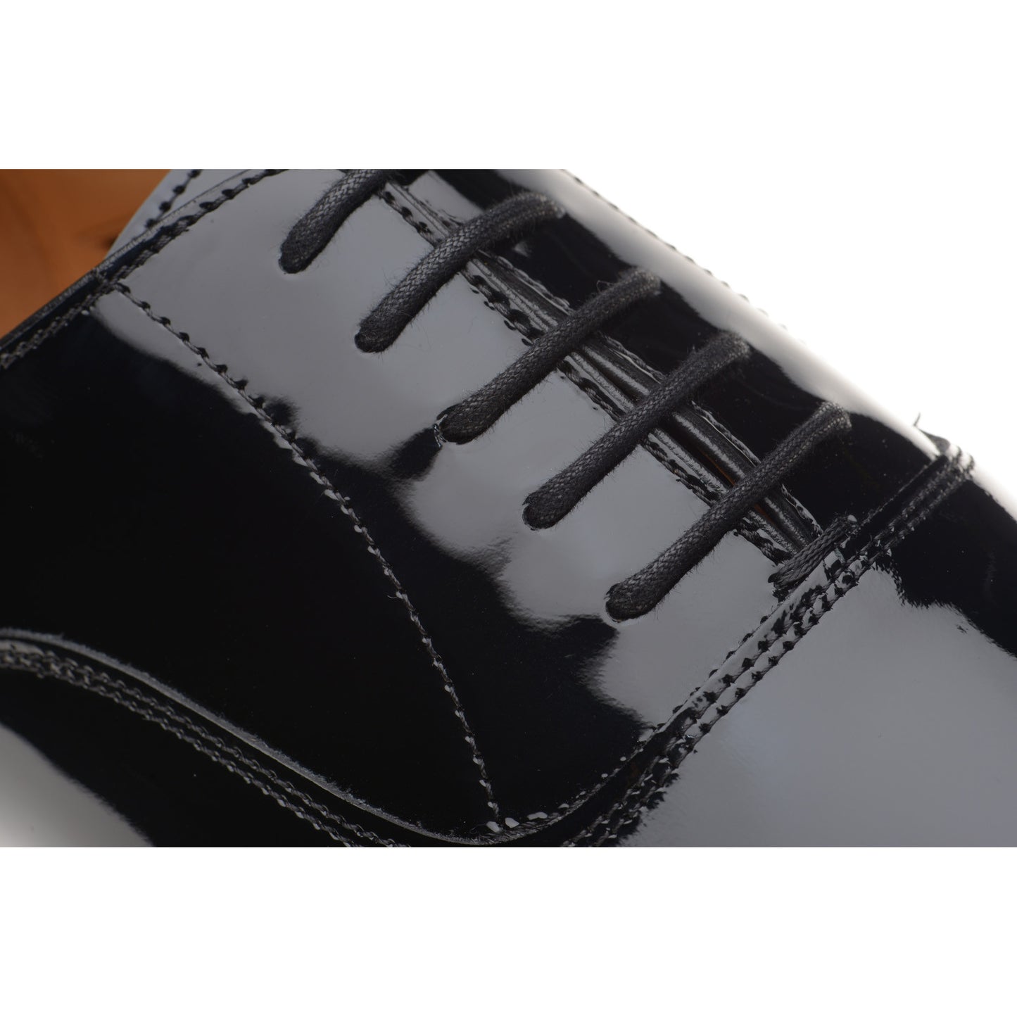 Product image for Wildsmith Model 16 mens Oxfords in black patent