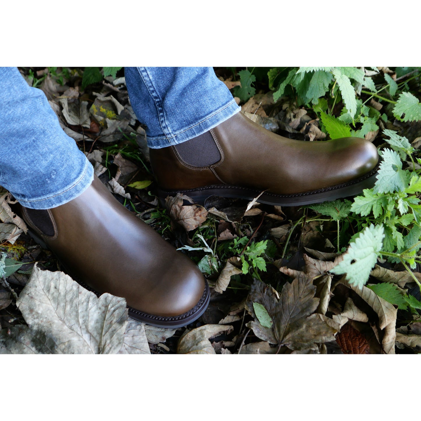Product image for Herring Parrett mens rubber-soled Chelsea boots in brown calf