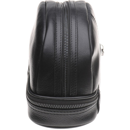 Product image for Herring Washbourne II (Washbag) in black